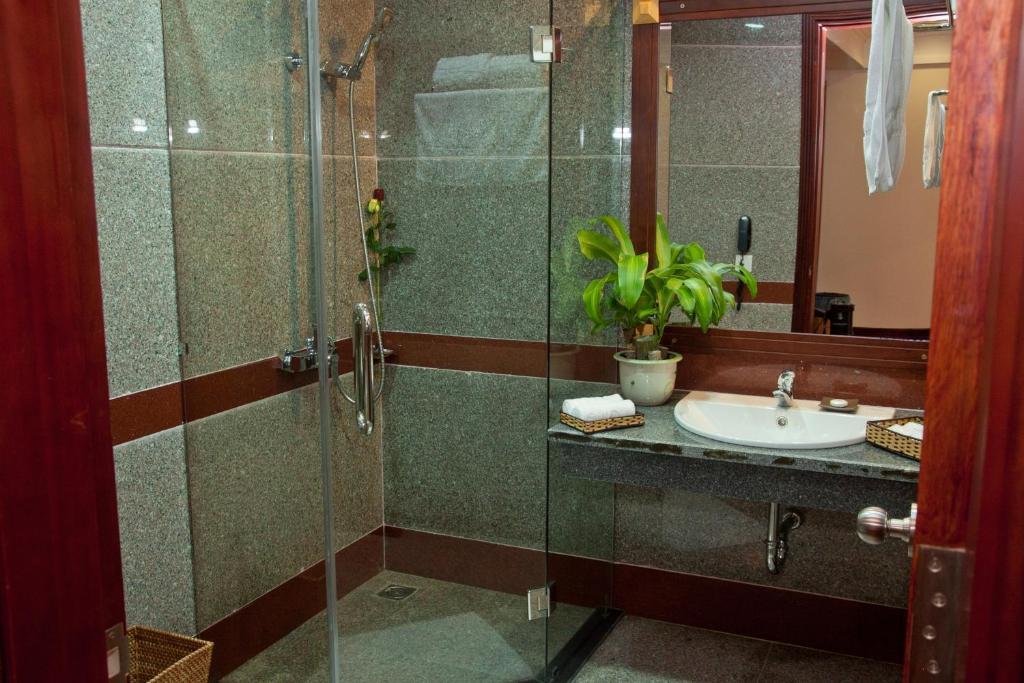 Dlgl - Dung Quat Hotel Quang Ngai Bilik gambar